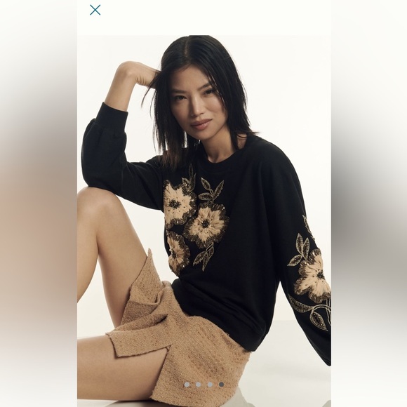 NWT new XL can fit large Anthropologie floral appliqué sweatshirt black sweater - Picture 14 of 15